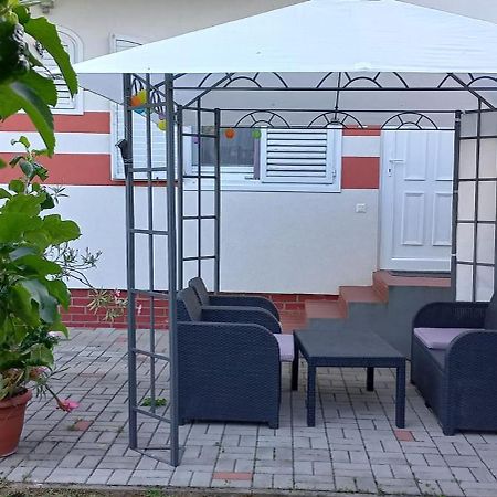 Apartament Bella Badacsony Apartmanhaz Badacsonytomaj Zewnętrze zdjęcie